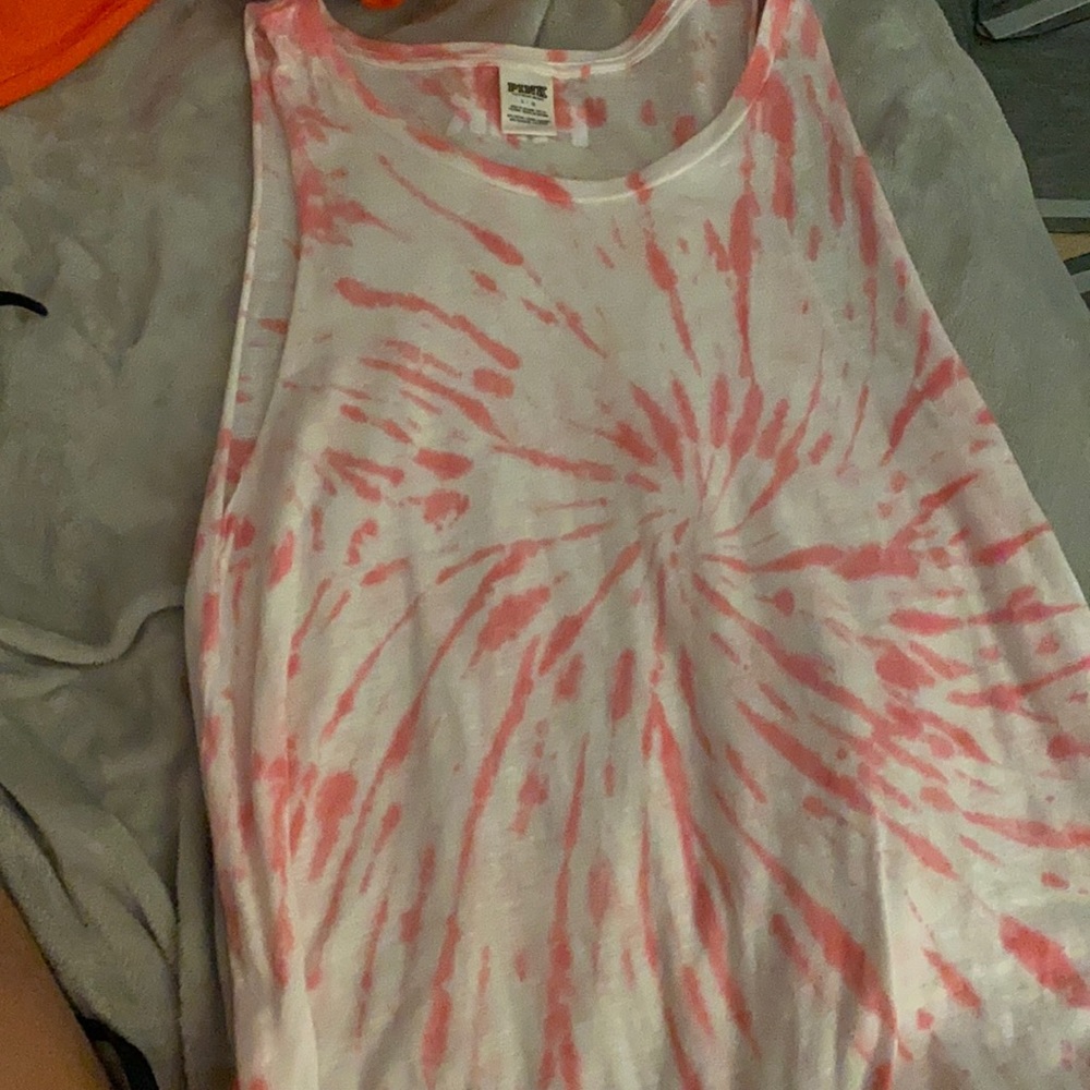 Vs pink tye dye tank large